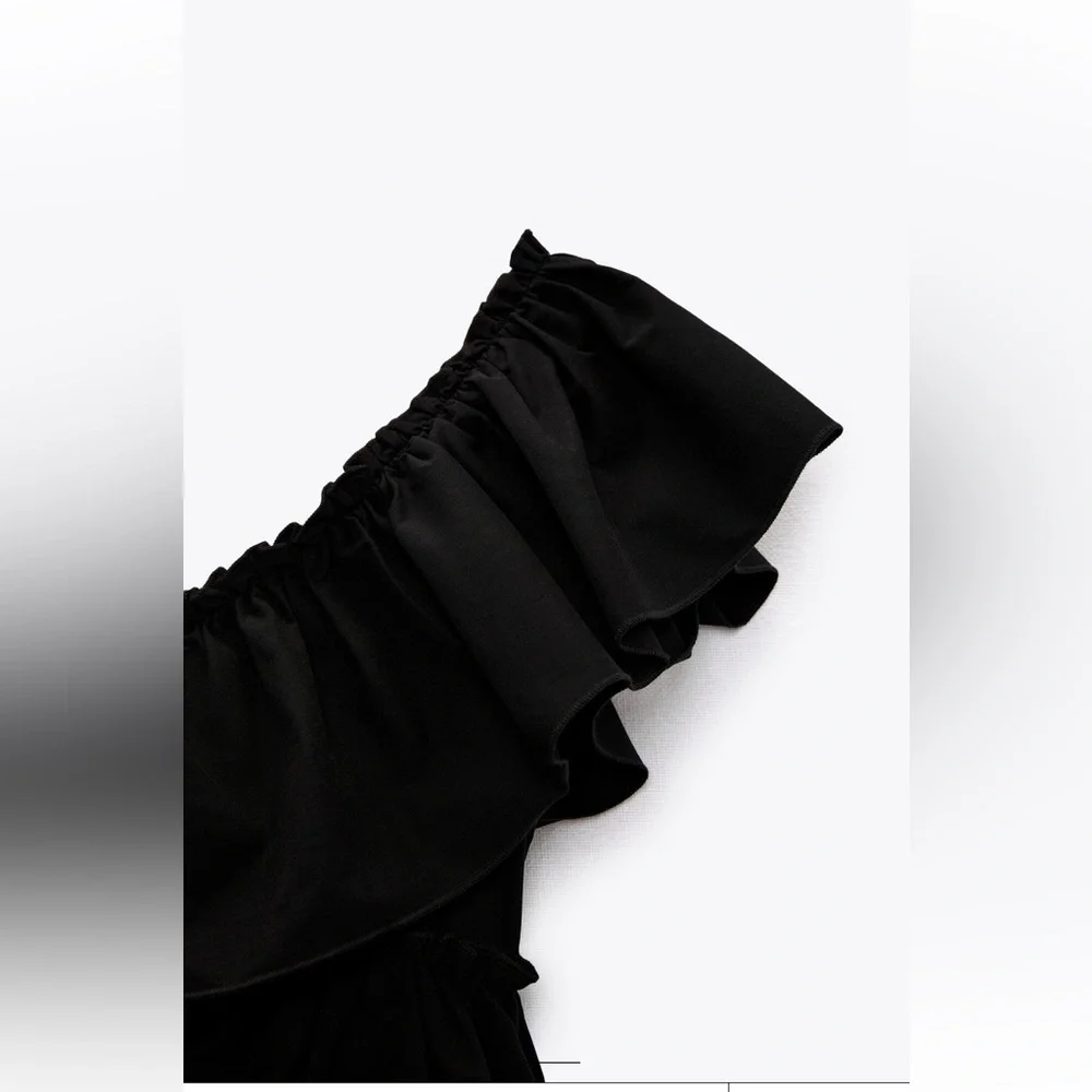 Zara • Ruffle top • Small - Picture 6 of 9